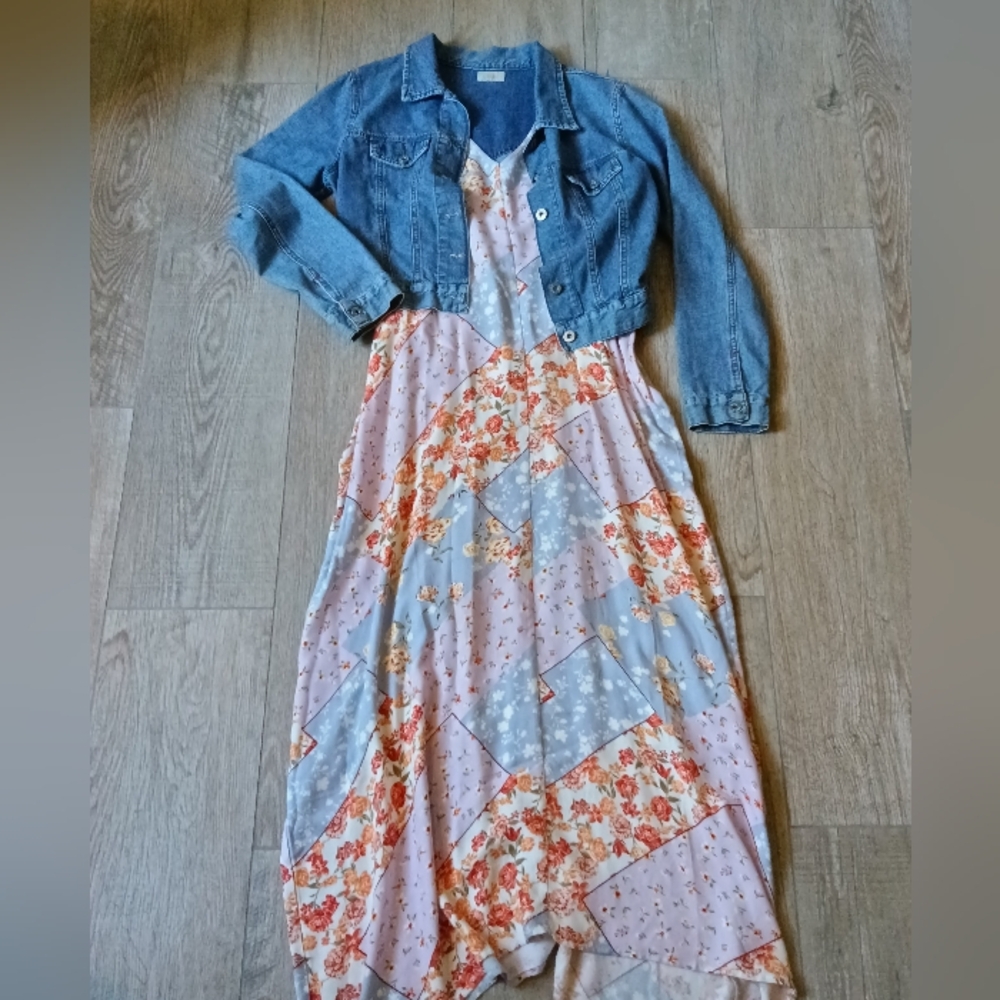 Love Stitch floral maxi dress